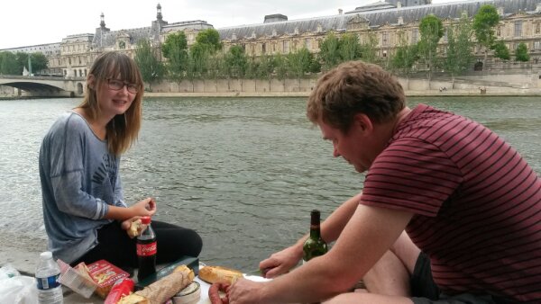Picknick vid floden